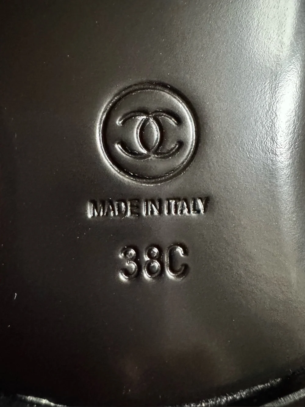 26S Chanel Thong Sandals, Laminated Gold Calfskin, Size 38